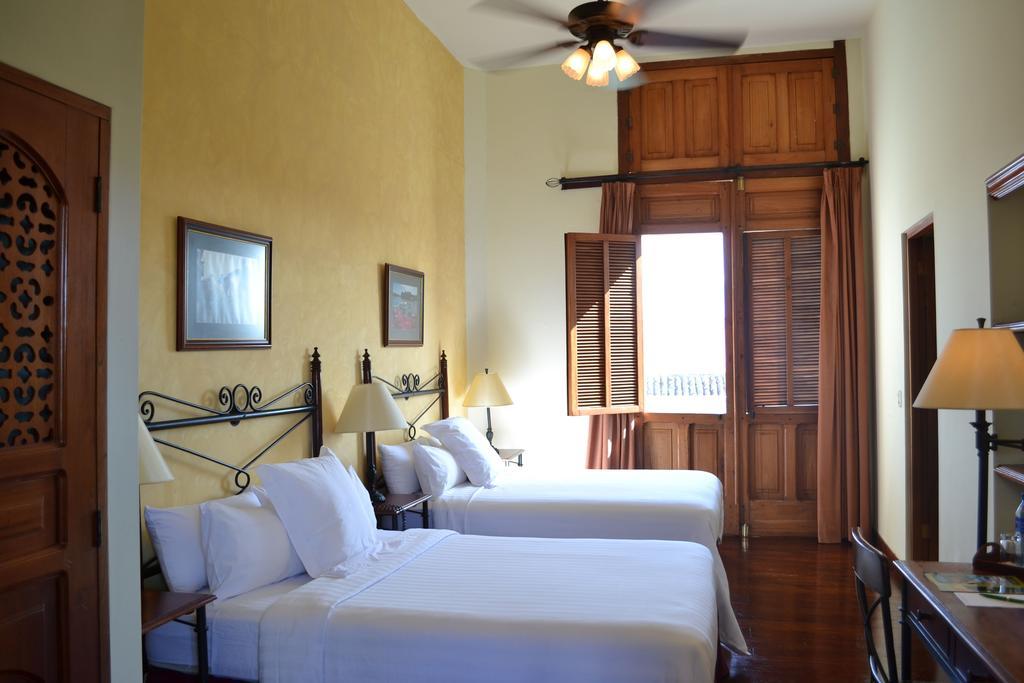 Hotel Dario Гранада Экстерьер фото