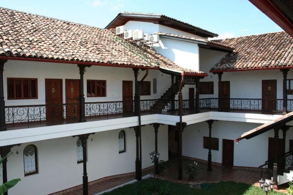 Hotel Dario Гранада Экстерьер фото